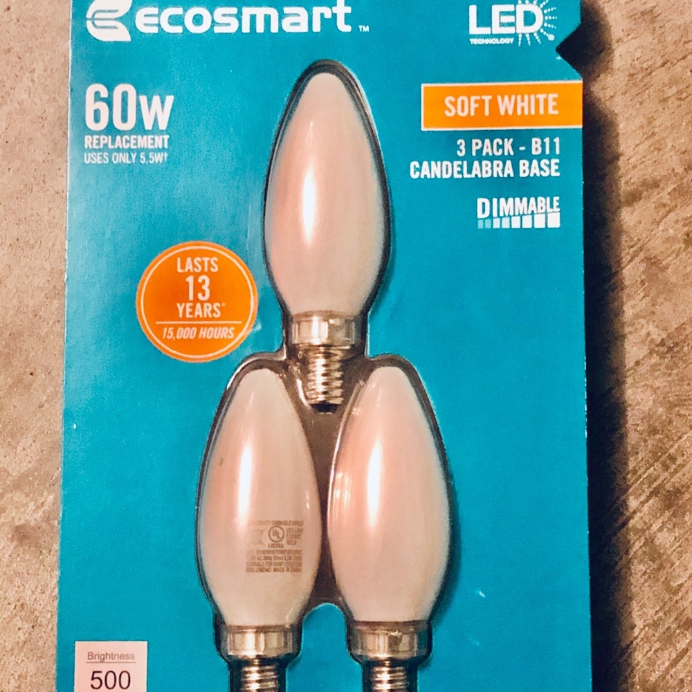 60Watt B11Dimmable LEDLightBulb SoftWhite (3-Pack)